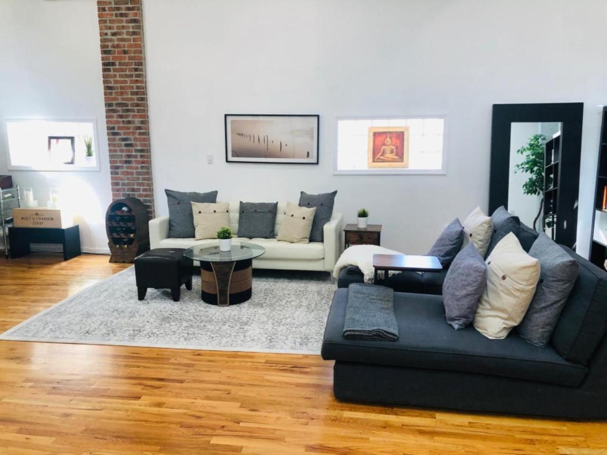 Updated Amazing Bi -Level Condo Minutes From Water Views Of New York City ノース・バーゲン エクステリア 写真